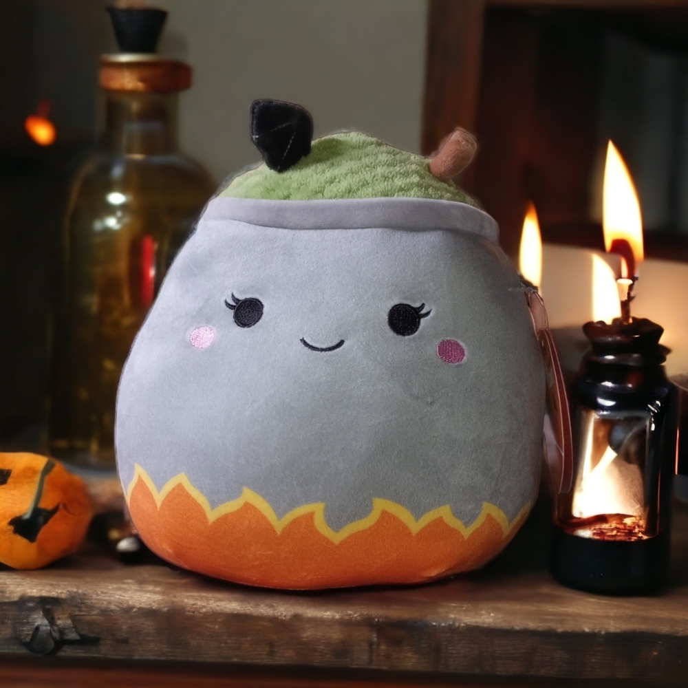 Johanna the Potion Drink Witches Brew 8" Squishmallow NWT Halloween